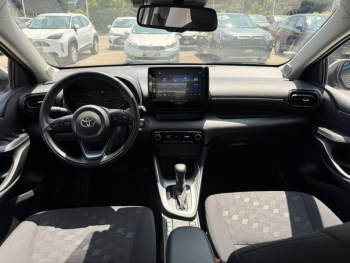 Photo 27 du bon plan TOYOTA Yaris 116h Dynamic 5p MY22 occasion à 19189 €