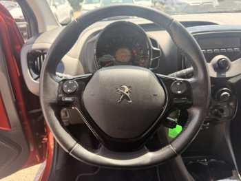 Photo 13 du bon plan PEUGEOT 108 VTi 72 Style S&S 5p occasion à 9290 €