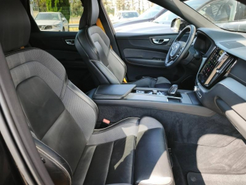 Photo 7 du bon plan VOLVO XC60 T8 AWD 310 + 145ch Polestar Engineered Geartronic occasion à 41290 €