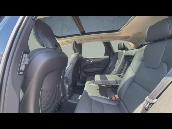 Photo 13 du bon plan VOLVO XC60 T6 Hybride Rechargeable 350ch Ultra Style Chrome Geartronic 8 AWD occasion à 52990 €
