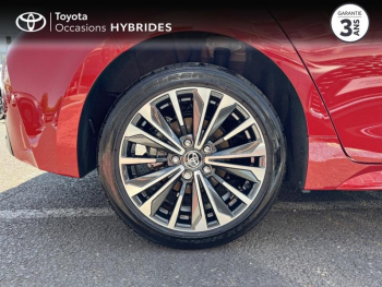 Photo 16 du bon plan TOYOTA Corolla 1.8 140ch Design MY24 occasion à 27490 €