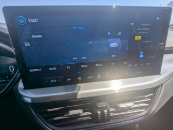 Photo 17 du bon plan FORD Kuga 2.5 Duratec 180ch Hybrid FlexiFuel Titanium Powershift occasion à 31870 €