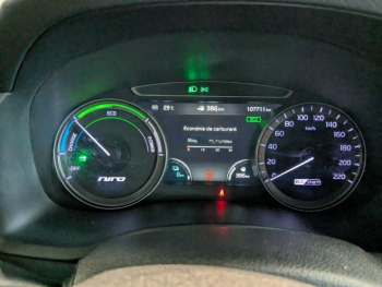 Photo 12 du bon plan KIA Niro 1.6 GDi 105ch ISG + Plug-In 60.5ch Premium DCT6 occasion à 15990 €