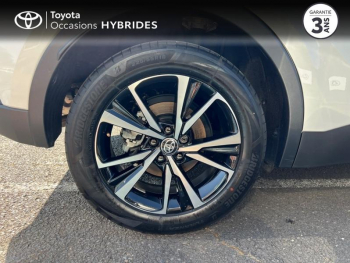Photo 16 du bon plan TOYOTA C-HR 1.8 Hybride 140ch Design NG23 occasion à 26490 €