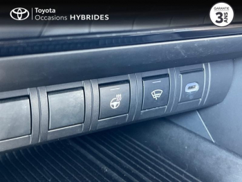 Photo 18 du bon plan TOYOTA C-HR 1.8 Hybride 140ch Design NG23 occasion à 26490 €