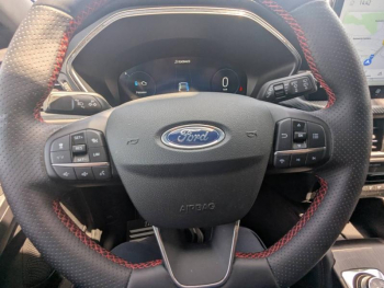 Photo 15 du bon plan FORD Kuga 2.5 Duratec 180ch Hybrid FlexiFuel ST-Line Powershift occasion à 33830 €