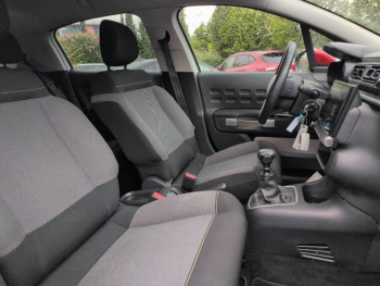 Photo 14 du bon plan CITROEN C3 PureTech 110ch Shine S&S E6.d occasion à 9990 €