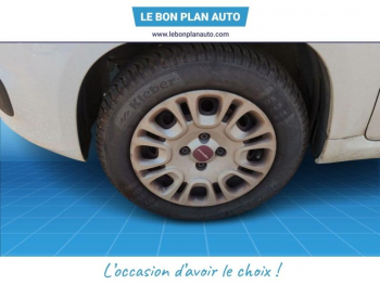 Photo 10 du bon plan FIAT Panda 1.2 8v 69ch Pop occasion à 7790 €