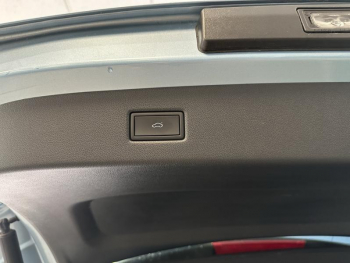 Photo 12 du bon plan FORD Explorer 286ch Extended Range 77kWh RWD occasion à 38990 €