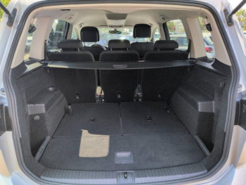 Photo 13 du bon plan VOLKSWAGEN Touran 2.0 TDI 150ch BlueMotion Technology FAP Carat DSG6 7 places occasion à 20990 €
