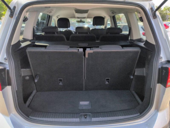Photo 14 du bon plan VOLKSWAGEN Touran 2.0 TDI 150ch BlueMotion Technology FAP Carat DSG6 7 places occasion à 20990 €