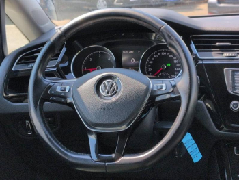 Photo 21 du bon plan VOLKSWAGEN Touran 2.0 TDI 150ch BlueMotion Technology FAP Carat DSG6 7 places occasion à 20990 €