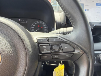Photo 16 du bon plan TOYOTA Yaris 120 VVT-i Dynamic Business 5p MC24 - Garantie Usine 12/2027 occasion à 18490 €