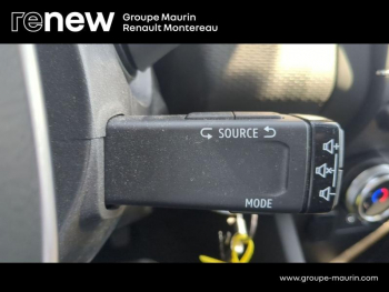 Photo 19 du bon plan RENAULT Clio 1.6 E-Tech hybride 140ch Business -21N occasion à 14890 €