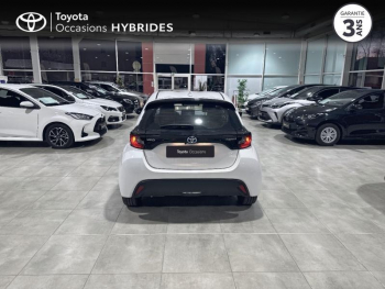 Photo 10 du bon plan TOYOTA Yaris 116h Dynamic Business 5p + Programme Beyond Zero Academy MY21 occasion à 18990 €