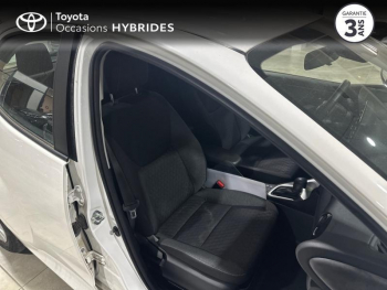 Photo 12 du bon plan TOYOTA Yaris 116h Dynamic Business 5p + Programme Beyond Zero Academy MY21 occasion à 18990 €