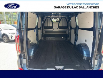 Photo 12 du bon plan FORD Transit Custom Fg VUL 320 L2H1 2.0 EcoBlue 170ch Sport 4x4 BVA8 occasion à 53790 €