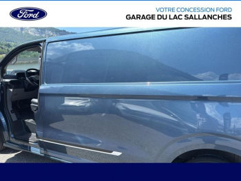 Photo 17 du bon plan FORD Transit Custom Fg VUL 320 L2H1 2.0 EcoBlue 170ch Sport 4x4 BVA8 occasion à 53790 €