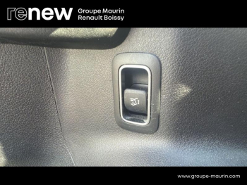 Photo 20 du bon plan MERCEDES-BENZ GLB 200 d 8G-DCT Progressive Line occasion à 25900 €