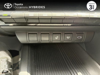 Photo 22 du bon plan TOYOTA C-HR 2.0 Hybride 200ch Design NG23 occasion à 28490 €