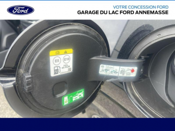 Photo 15 du bon plan FORD Puma 1.0 EcoBoost 125ch S&S mHEV ST-Line Vignale Powershift occasion à 21490 €