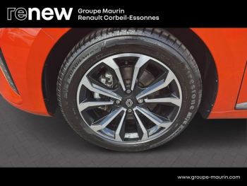 Photo 9 du bon plan RENAULT Clio 1.6 E-Tech 145ch full hybrid Techno occasion à 17290 €
