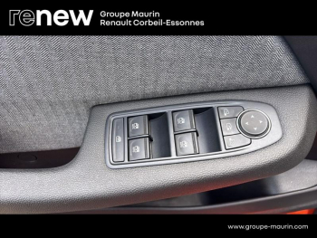 Photo 19 du bon plan RENAULT Clio 1.6 E-Tech 145ch full hybrid Techno occasion à 17290 €