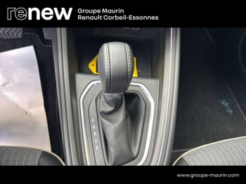 Photo 28 du bon plan RENAULT Clio 1.6 E-Tech 145ch full hybrid Techno occasion à 17290 €