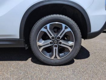 Photo 12 du bon plan SUZUKI Vitara 1.6 VVT Pack AllGrip Auto occasion à 15900 €