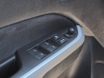 Photo 23 du bon plan SUZUKI Vitara 1.6 VVT Pack AllGrip Auto occasion à 15900 €