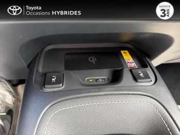 Photo 22 du bon plan TOYOTA Corolla Touring Spt 1.8 140ch Design MY25 occasion à 28490 €