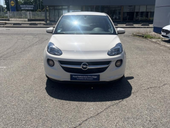 Photo 2 du bon plan OPEL Adam 1.4 Twinport 87ch White Edition Start/Stop occasion à 9880 €