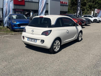 Photo 5 du bon plan OPEL Adam 1.4 Twinport 87ch White Edition Start/Stop occasion à 9880 €