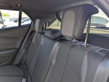 Photo 16 du bon plan PEUGEOT 2008 1.5 BlueHDi 110ch S&S GT occasion à 14490 €