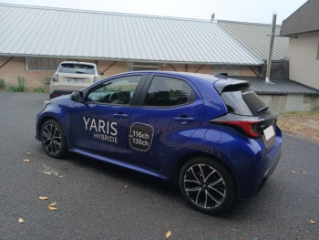 Photo 2 du bon plan TOYOTA Yaris 116h Design 5p MY26 occasion à 23690 €