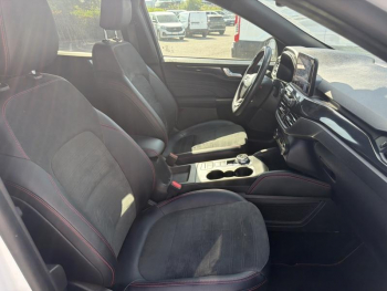 Photo 22 du bon plan FORD Kuga 2.5 Duratec 225ch PHEV ST-Line X BVA occasion à 24990 €