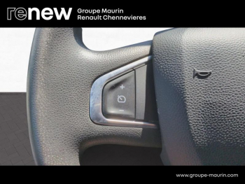 Photo 15 du bon plan RENAULT Master CCb VUL R3500RJ PAF AR Court L2 2.3 dCi 130ch Grand Confort EuroVI occasion à 26999 €