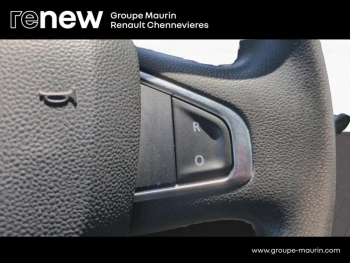 Photo 16 du bon plan RENAULT Master CCb VUL R3500RJ PAF AR Court L2 2.3 dCi 130ch Grand Confort EuroVI occasion à 26999 €
