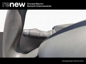 Photo 17 du bon plan RENAULT Master CCb VUL R3500RJ PAF AR Court L2 2.3 dCi 130ch Grand Confort EuroVI occasion à 26999 €