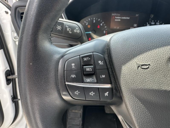 Photo 14 du bon plan FORD Kuga 1.5 EcoBlue 120ch Titanium BVA occasion à 17490 €