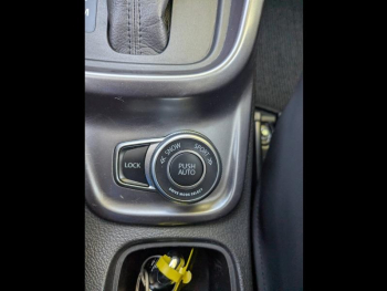 Photo 21 du bon plan SUZUKI Vitara 1.5 Dualjet Hybrid 115ch Style Auto Allgrip occasion à 22990 €