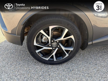 Photo 16 du bon plan TOYOTA C-HR 184h Edition 2WD E-CVT MC19 occasion à 18490 €