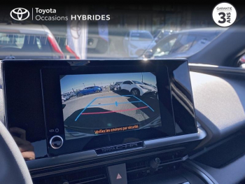 Photo 15 du bon plan TOYOTA C-HR 1.8 Hybride 140ch Design NG23 occasion à 26490 €