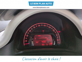 Photo 26 du bon plan RENAULT Twingo 0.9 TCe 95ch Zen occasion à 8480 €
