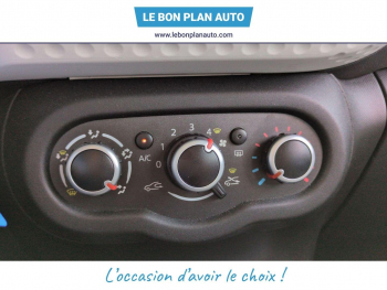 Photo 28 du bon plan RENAULT Twingo 0.9 TCe 95ch Zen occasion à 8480 €