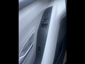Photo 15 du bon plan FORD Explorer 286ch Extended Range 77kWh Pack Premium RWD occasion à 46980 €