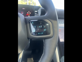 Photo 18 du bon plan FORD Explorer 286ch Extended Range 77kWh Pack Premium RWD occasion à 46980 €