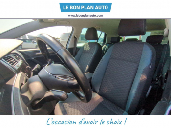 Photo 20 du bon plan VOLKSWAGEN Golf 1.5 TSI EVO 130ch Confortline Euro6d-T 5p 7cv occasion à 17480 €