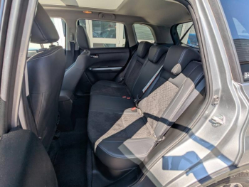 Photo 10 du bon plan SUZUKI Vitara 1.5 Dualjet Hybrid 115ch Privilège Auto Allgrip occasion à 19423 €