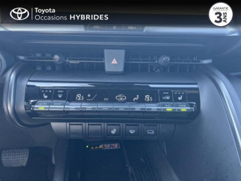 Photo 20 du bon plan TOYOTA C-HR 2.0 Hybride 200ch Design NG23 occasion à 28990 €